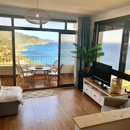Finestra Del Mar كانيه دي مار
